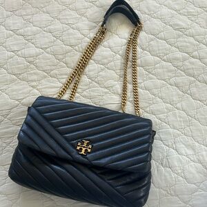 TORY BURCH KIRA CHEVRON BAG😍😍😍😍😍
